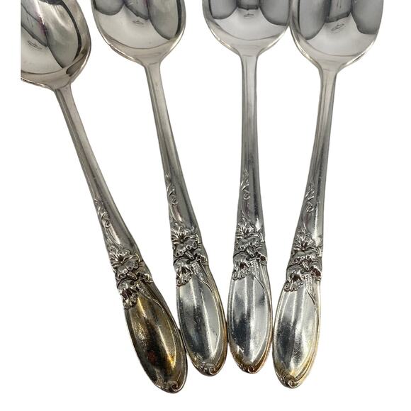 Lot of 4 Oneida community white Orchid oval silver plate teaspoons - Picture 2 of 5